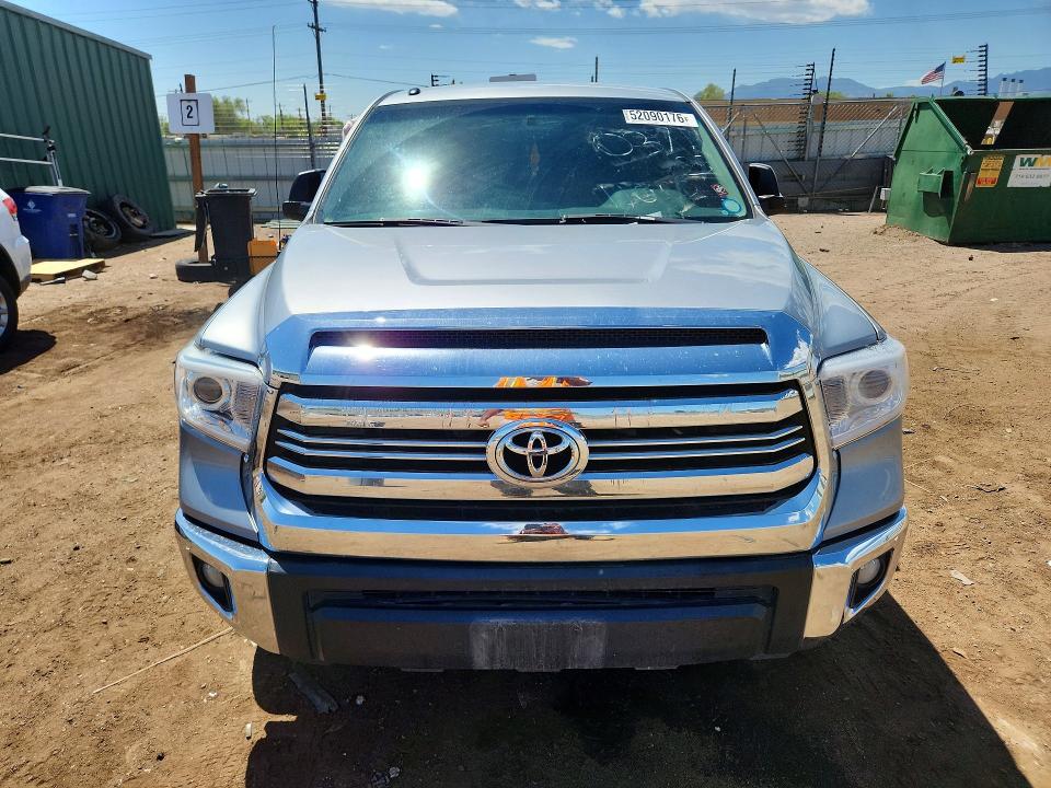 2017 Toyota VIN 5TFDW5F14HX631611 COPART salvage auction — SIDE, Co - Salvage Title, sold $325 on 2026-07-29 (photo 5)