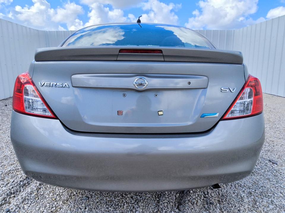 2014 Nissan Versa VIN 3N1CN7APXEL829237 COPART salvage auction — MINOR DENT/SCRATCHES, Fl - Certificate Of Title, sold $4,300 on 2026-07-09 (photo 6)