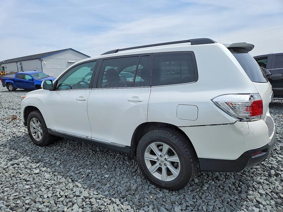 2013 Toyota Highlander VIN 5TDBK3EHXDS278345 COPART salvage auction — REAR END, MI - CERTIFICATE OF TITLE, sold $3,050 on 2026-07-06 (photo 2)