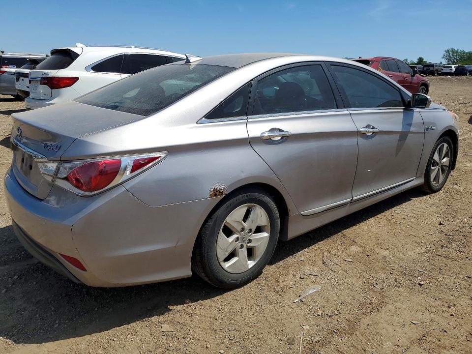 2012 Hyundai Sonata VIN KMHEC4A43CA020310 COPART salvage auction — FRONT END, Il - Salvage Certificate, sold $450 on 2026-07-16 (photo 3)