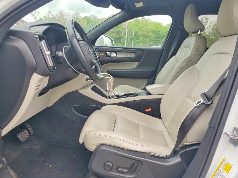 2019 Volvo Xc40 VIN YV4162UL8K2049597 COPART salvage auction — SIDE, Nc - Salvage Certificate Of Title, sold $2,550 on 2026-07-30 (photo 7)