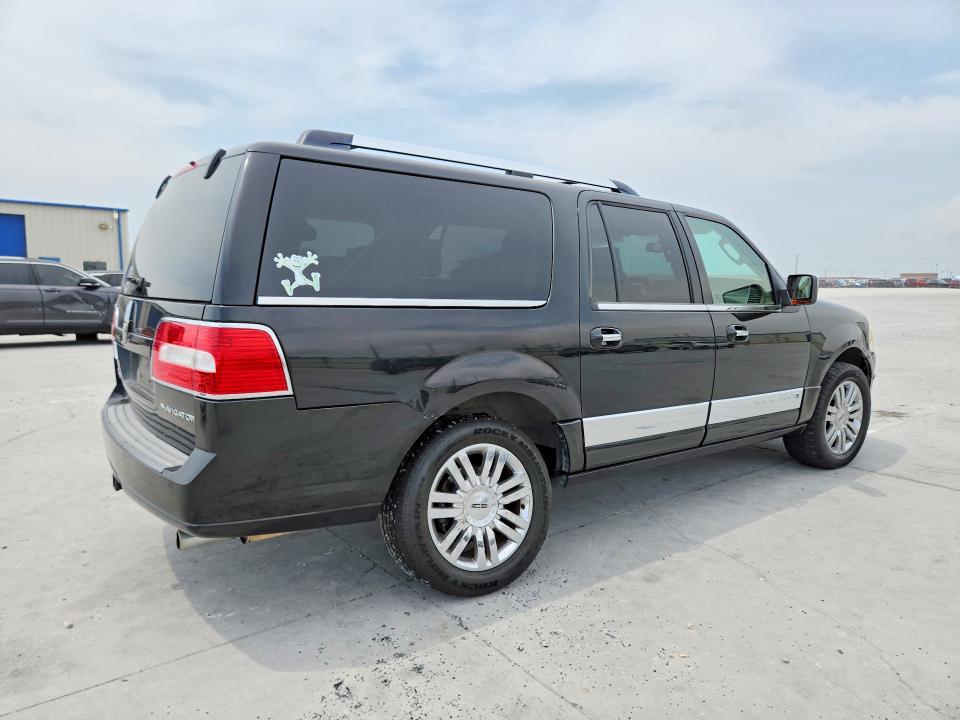 2010 Lincoln Navigator VIN 5LMJJ3H50AEJ02043 COPART salvage auction — REAR END, Tx - Salvage Vehicle Title, sold $575 on 2026-07-17 (photo 3)