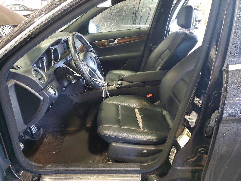 2012 Mercedes-benz C-klasse VIN WDDGF8BB4CR228888 COPART salvage auction — REAR END, Va - Cert Of Title - Salvage, sold $650 on 2026-07-17 (photo 7)