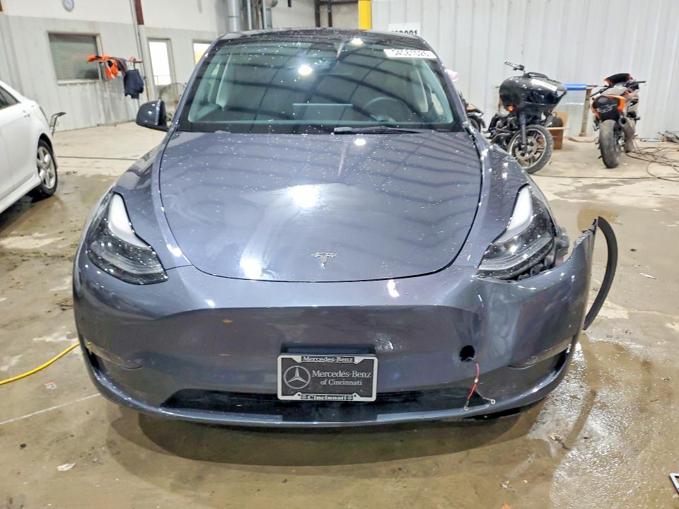2023 Tesla VIN 7SAYGDEE7PF689690 COPART salvage auction — SIDE, Ky - Bill Of Sale/Part Only/No Titl, sold $6,800 on 2026-07-08 (photo 5)
