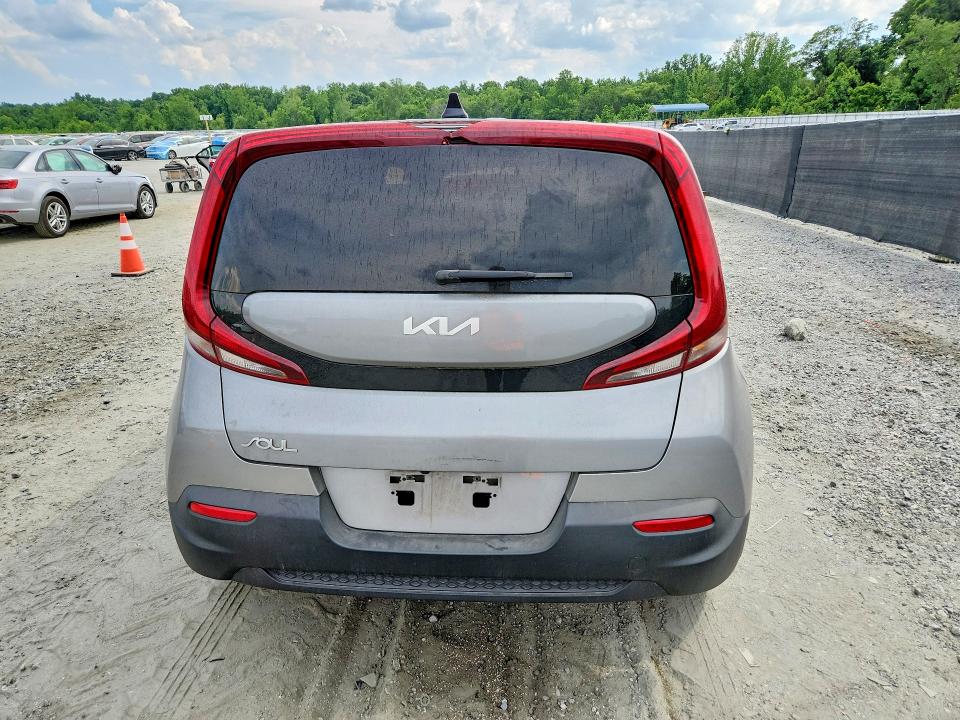 2022 Kia Soul VIN KNDJ23AU1N7837095 COPART salvage auction — BURN, Sc - Cert Of Title-Salvage, sold $425 on 2026-07-27 (photo 6)