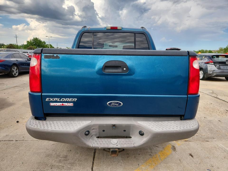 2001 Ford Explorer VIN 1FMZU77E41UB90493 COPART salvage auction — REAR END, Co - Public - Salvage Title, sold $925 on 2026-07-08 (photo 6)