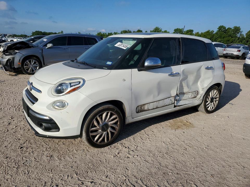 2019 Fiat 500 VIN ZFBNFACH2KZ042229 COPART salvage auction — SIDE, Tx - Salvage Vehicle Title, sold $400 on 2026-08-11 (photo 1)