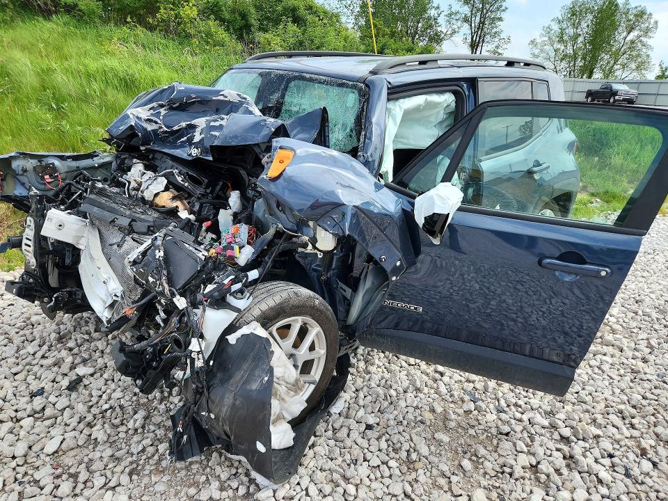 2023 Jeep Renegade VIN ZACNJDB1XPPP61605 COPART salvage auction — FRONT END, Mi - Scrap Certificate Of Title, sold $175 on 2026-07-23 (photo 1)