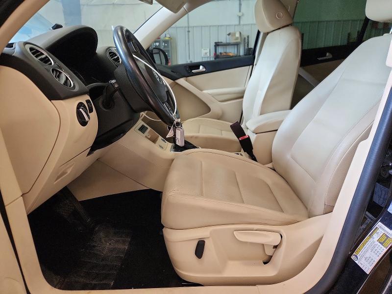 2017 Volkswagen Tiguan VIN WVGAV7AXXHK016745 COPART salvage auction — MINOR DENT/SCRATCHES, Tx - Certificate Of Title, sold $600 on 2026-07-07 (photo 7)
