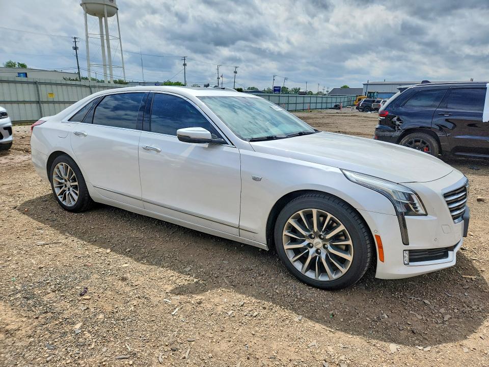 2018 Cadillac Ct6 VIN 1G6KD5RS8JU152913 COPART salvage auction — HAIL, Il - Salvage Certificate, sold $8,100 on 2026-07-29 (photo 4)