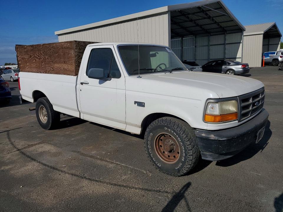1996 Ford F-150 lightning VIN 2FTEF15Y1TCA75053 COPART salvage auction — MINOR DENT/SCRATCHES, Ca - Dis/Dlr/Exp Only Clean Title, sold $850 on 2026-07-02 (photo 4)