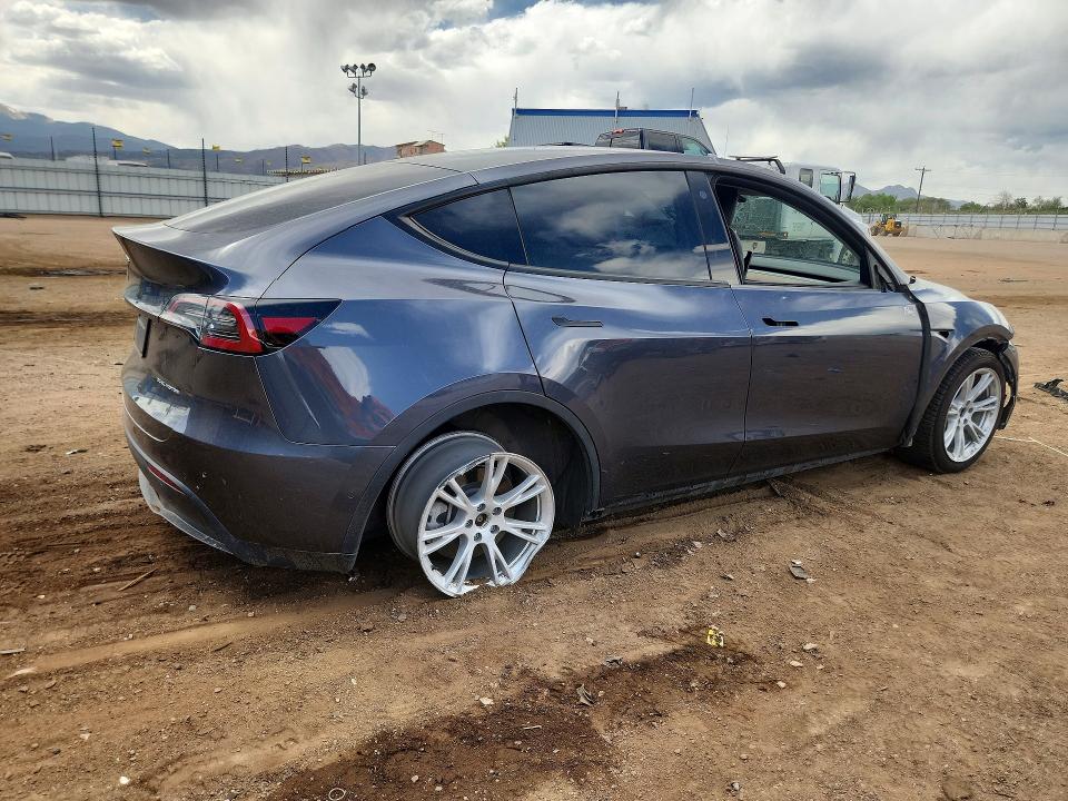 2021 Tesla VIN 5YJYGAEE9MF192549 COPART salvage auction — UNDERCARRIAGE, CO - SALVAGE TITLE, sold $275 on 2026-07-27 (photo 3)