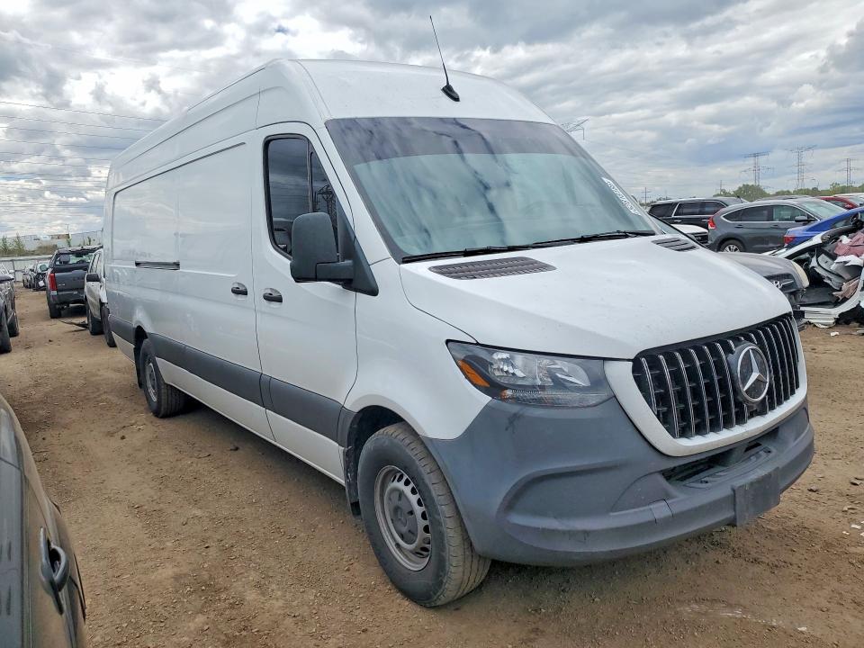 2021 Mercedes-benz Sprinter VIN W1Y4DDHY8MT046571 COPART salvage auction — REAR END, Il - Salvage Certificate, sold $7,300 on 2026-07-15 (photo 4)