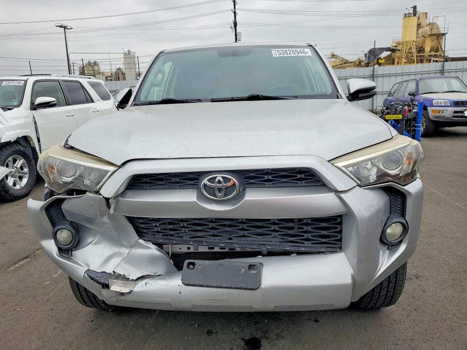 2014 Toyota VIN JTEZU5JR6E5066225 COPART salvage auction — REAR END, Salvage Title, sold $6,600 on 2026-07-20 (photo 5)