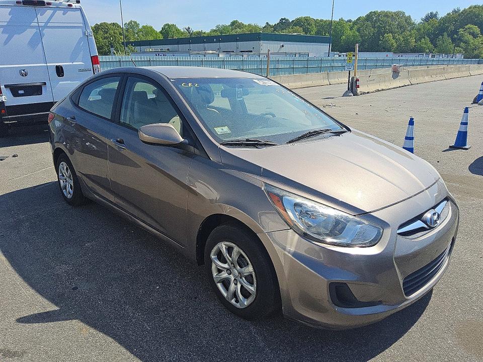 2012 Hyundai Accent VIN KMHCT4AE1CU251317 COPART salvage auction — MECHANICAL, Ma - Certificate Of Title, sold $475 on 2026-07-07 (photo 4)