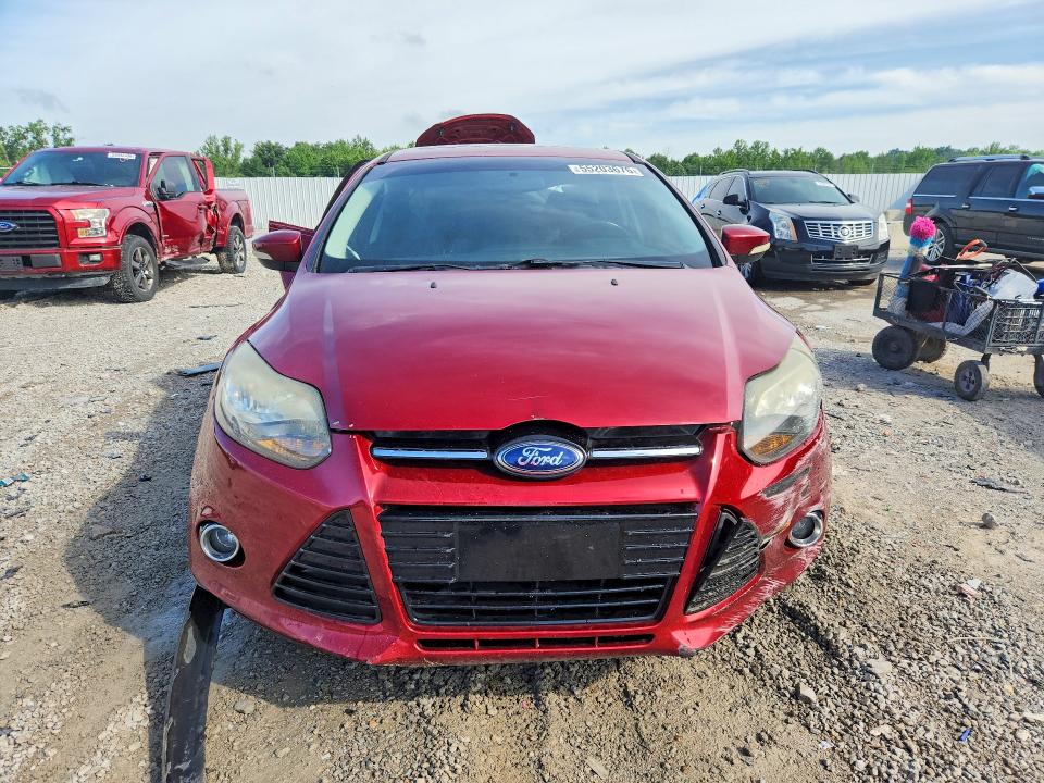 2014 Ford Focus VIN 1FADP3J20EL105812 COPART salvage auction — ALL OVER, KY - BILL OF SALE/PART ONLY/NO TITL, sold $300 on 2026-07-02 (photo 5)