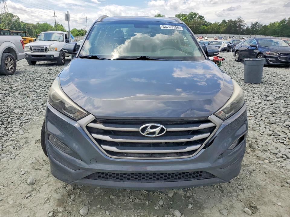2018 Hyundai Tucson VIN KM8J33A49JU711717 COPART salvage auction — NORMAL WEAR, NC - DEALER ONLY CLEAN TITLE, sold $5,500 on 2026-07-29 (photo 5)