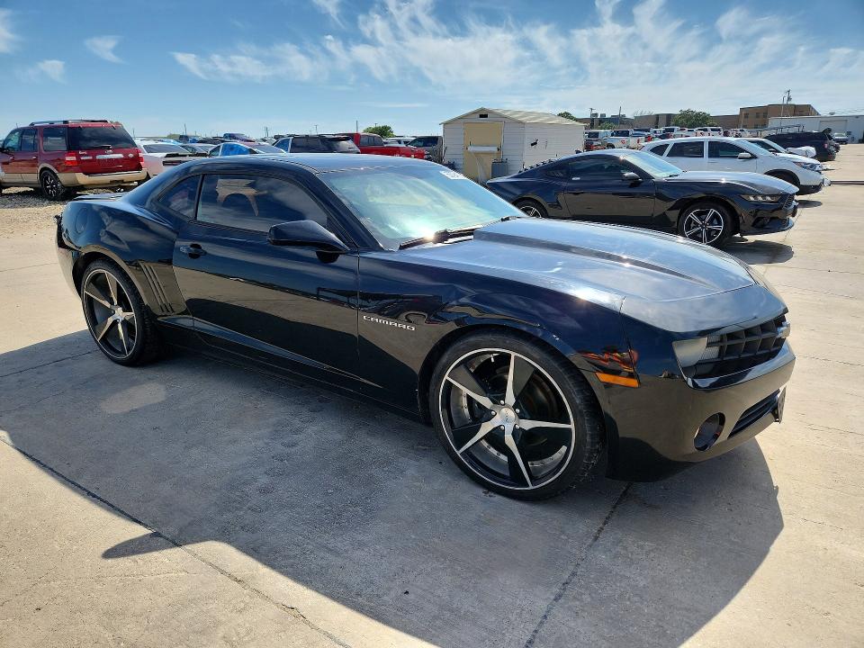 2011 Chevrolet Camaro VIN 2G1FB1ED3B9145735 COPART salvage auction — REAR END, Tx - Certificate Of Title, sold $1,350 on 2026-07-02 (photo 4)