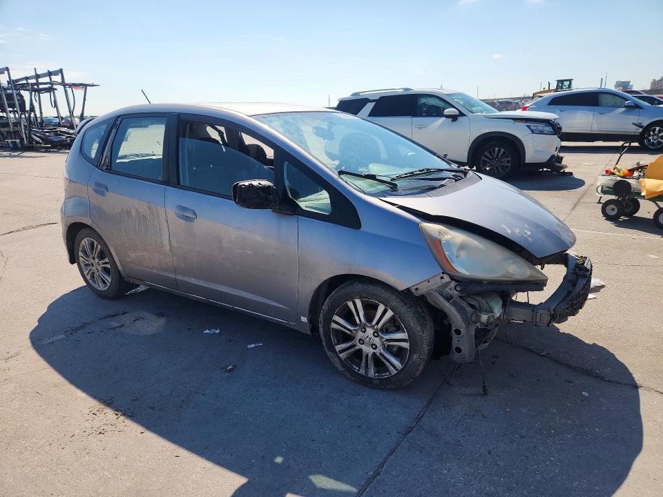 2009 Honda Fit VIN JHMGE88479S005539 COPART salvage auction — FRONT END, LA - CERT OF TITLE-SALVAGE, sold $250 on 2026-07-22 (photo 4)