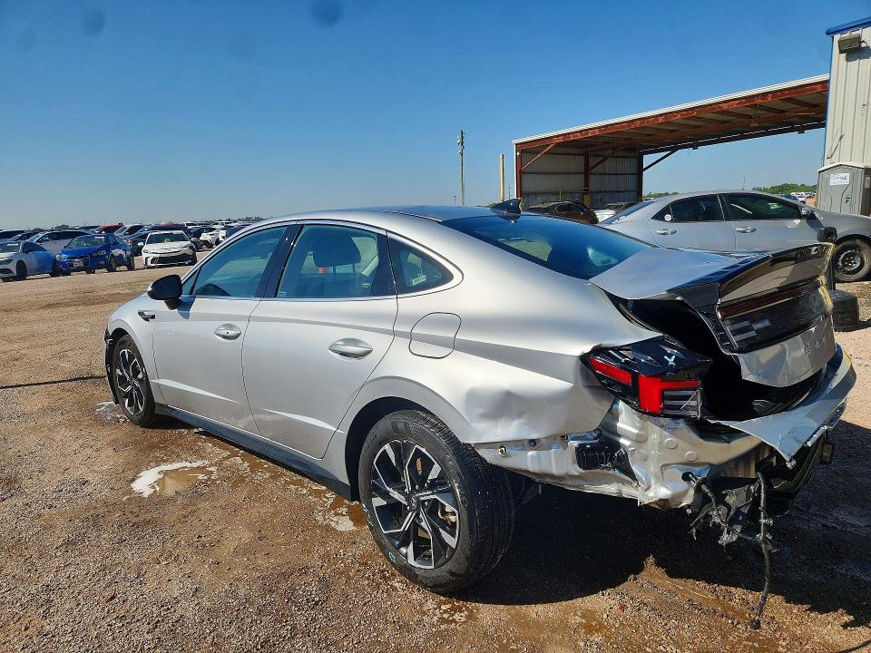 2025 Hyundai Sonata VIN KMHL64JA0SA456907 COPART salvage auction — REAR END, Tx - Nonrepairable Title, sold $4,950 on 2026-07-06 (photo 2)