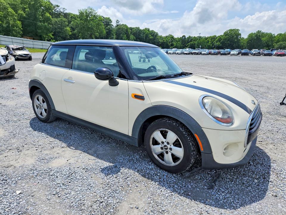 2016 Mini VIN WMWXP5C52G3B76345 COPART salvage auction — REAR END, Nc - Salvage Certificate Of Title, sold $925 on 2026-07-08 (photo 4)