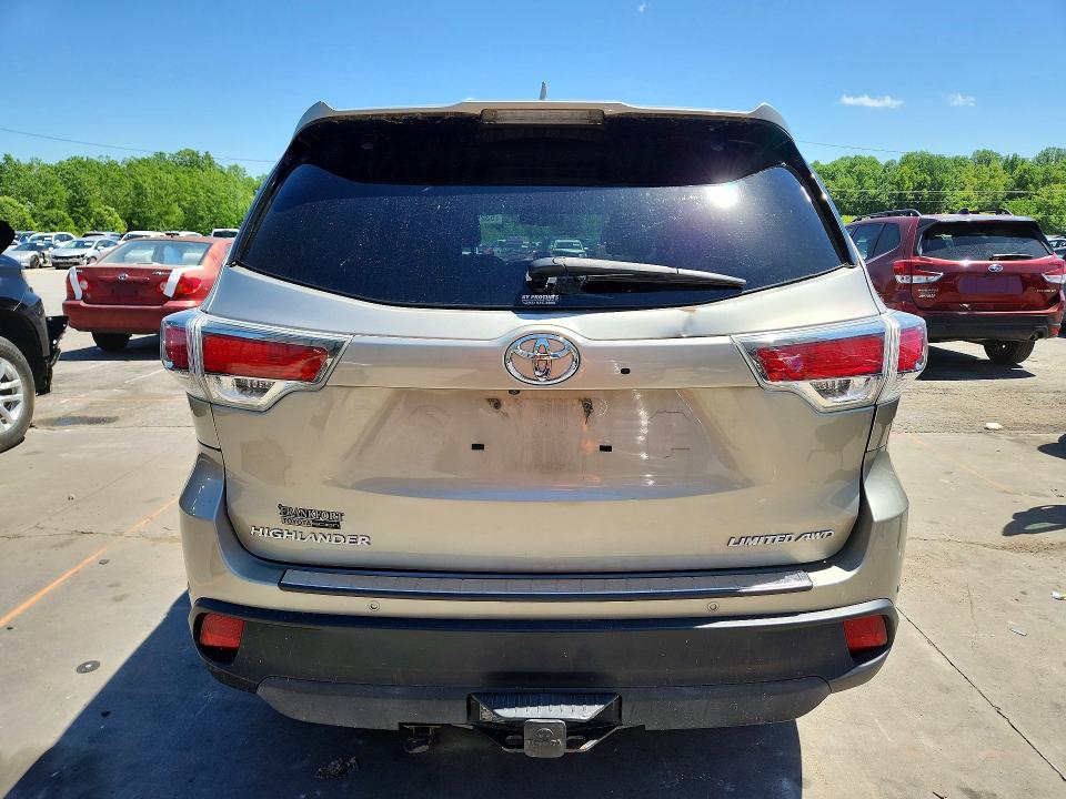 2015 Toyota Highlander VIN 5TDDKRFH8FS200742 COPART salvage auction — SIDE, Ky - Cert Of Title-Salvage, sold $8,300 on 2026-07-09 (photo 6)