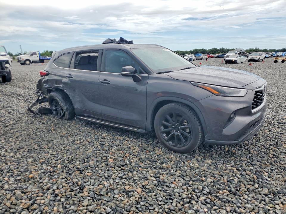 2023 Toyota Highlander VIN 5TDKDRAH9PS027856 COPART salvage auction — REAR END, Fl - Cert Of Title Slvg Rebuildable, sold $5,900 on 2026-07-28 (photo 4)