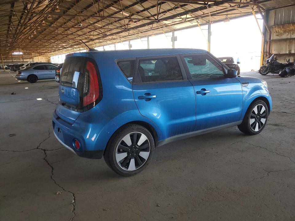 2018 Kia Soul VIN KNDJP3A56J7588104 COPART salvage auction — MINOR DENT/SCRATCHES, Az - Certificate Of Title, sold $1,650 on 2026-07-06 (photo 3)