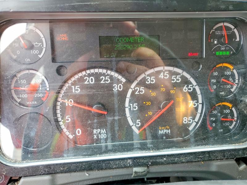 2022 Frht - freightliner VIN 3ALACWFC5NDNU0009 COPART salvage auction — ROOF, GA - CERT OF TITLE-SALVAGE, sold $9,600 on 2026-09-23 (photo 8)
