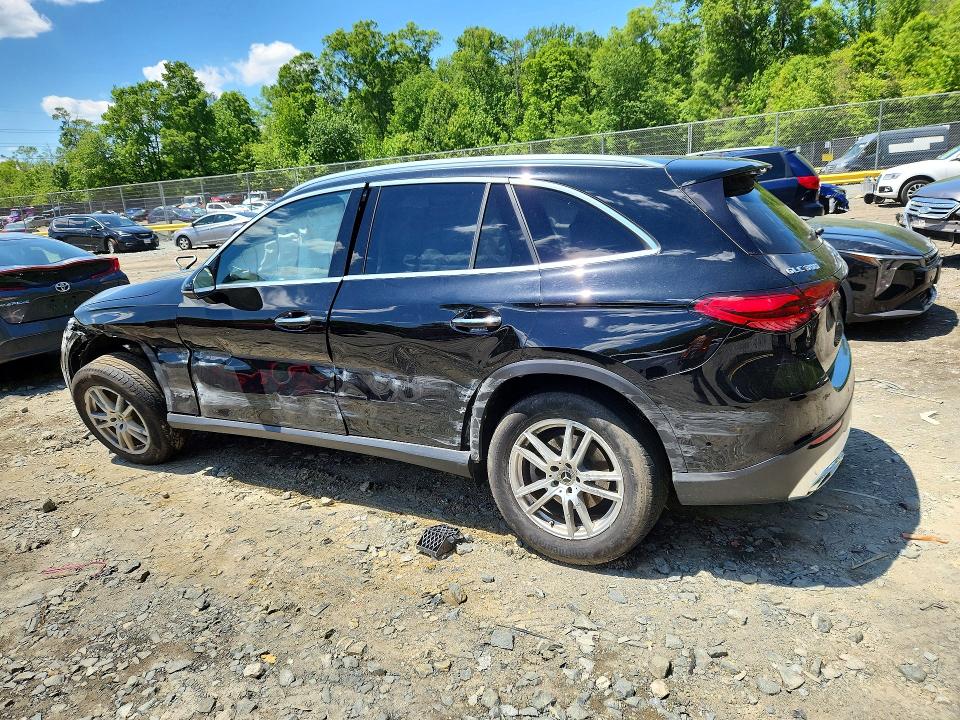 2023 Mercedes-benz VIN W1NKM4HB1PF030098 COPART salvage auction — SIDE, Md - Cert Of Salvage > 75% Damage, sold $13,800 on 2026-07-31 (photo 2)