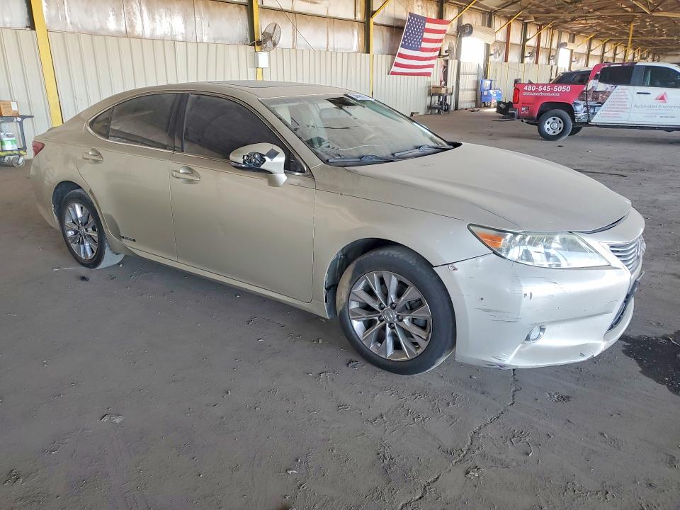2015 Lexus ES VIN JTHBW1GG1F2077780 COPART salvage auction — MINOR DENT/SCRATCHES, Az - Certificate Of Title (P), sold $6,600 on 2026-07-15 (photo 4)