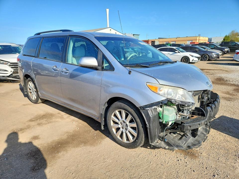 2014 Toyota Sienna VIN 5TDYK3DC5ES466062 COPART salvage auction — FRONT END, On - Permit Salvage, sold $4,400 on 2026-07-14 (photo 4)