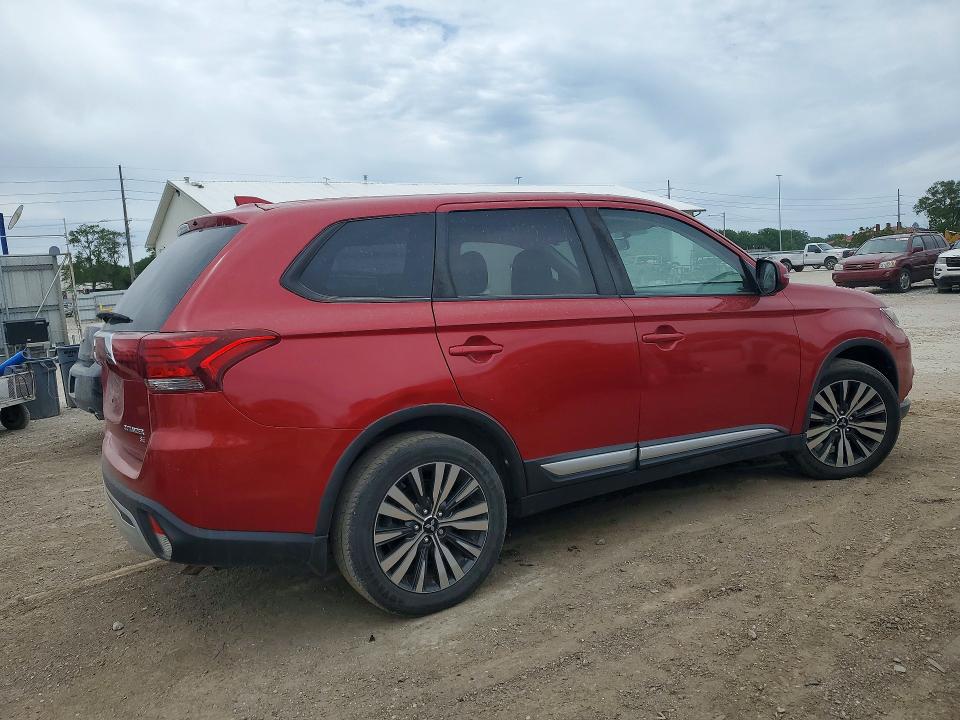 2019 Mitsubishi Outlander VIN JA4AD3A34KZ004239 COPART salvage auction — MINOR DENT/SCRATCHES, Salvage Title, sold $3,500 on 2026-08-19 (photo 3)