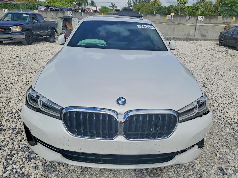2021 BMW 5er VIN WBA53BH03MWW99105 COPART salvage auction — FRONT END, Fl - Certificate Of Destruction, sold $16,300 on 2026-07-14 (photo 5)