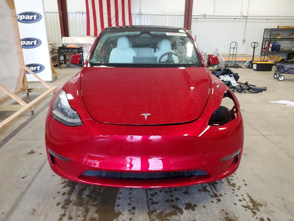 2025 Tesla VIN 7SAYGDED7SA347895 COPART salvage auction — REAR END, NC - SALVAGE CERTIFICATE OF TITLE, sold $6,900 on 2026-07-23 (photo 5)