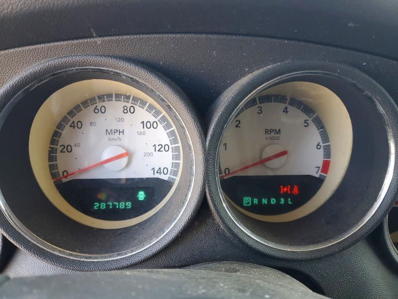 2010 Dodge Charger VIN 2B3CA3CV4AH152591 COPART salvage auction — NORMAL WEAR, CA - DIS/DLR/EXP APP FOR DUP CLEAN, sold $10 on 2026-07-09 (photo 9)