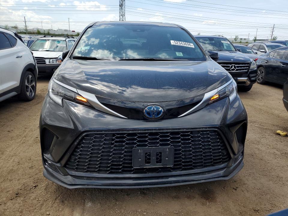 2021 Toyota Sienna VIN 5TDDRKECXMS012195 COPART salvage auction — REAR END, Il - Salvage Certificate, sold $15,500 on 2026-07-02 (photo 5)