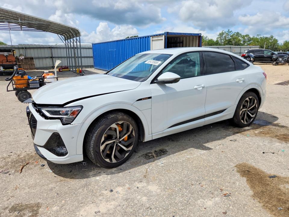 2022 Audi E-tron VIN WA12ABGE4NB009387 COPART salvage auction — FRONT END, Fl - Cert Of Title Slvg Rebuildable, sold $10,900 on 2026-07-24 (photo 1)