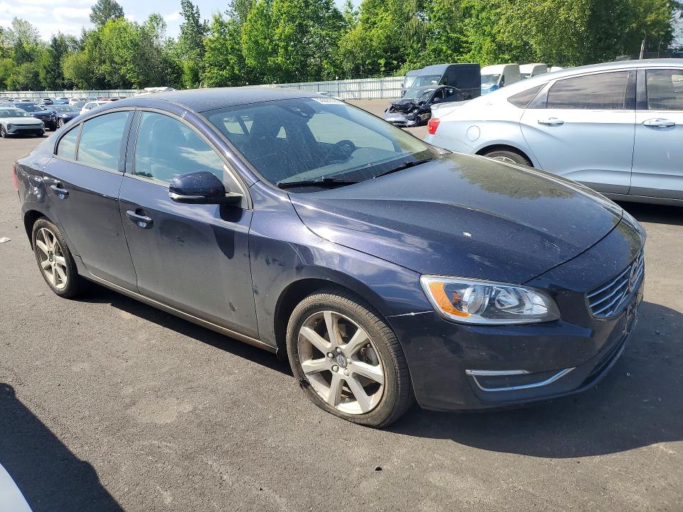 2016 Volvo S60 VIN YV126MFJ0G2409106 COPART salvage auction — REAR END, Or - Salvage Title Certificate, sold $975 on 2026-08-12 (photo 4)