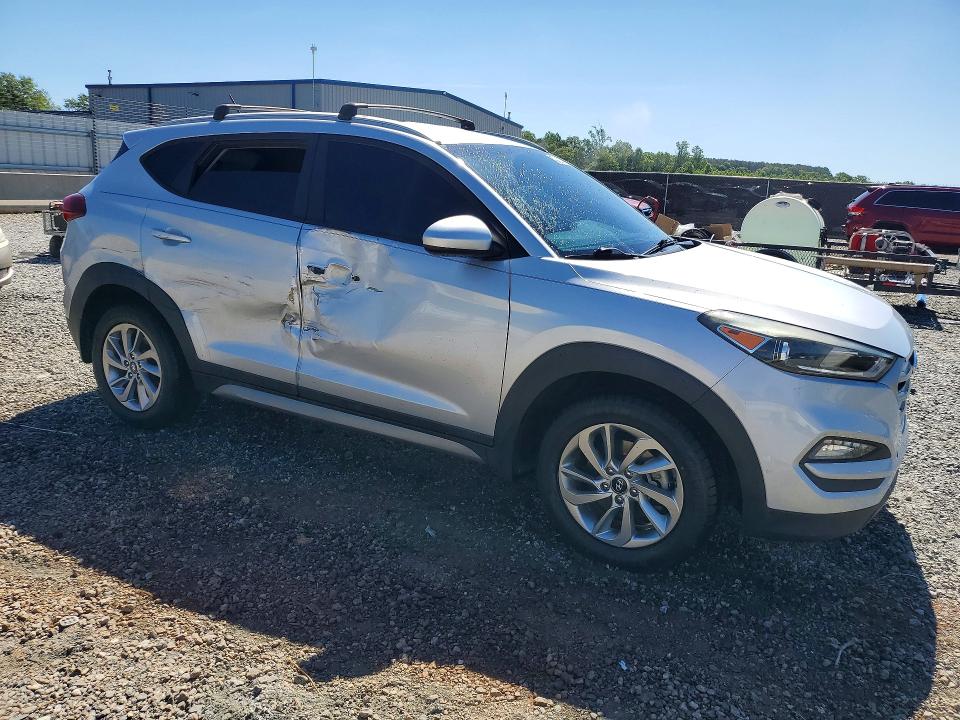 2017 Hyundai Tucson VIN KM8J33A46HU453358 COPART salvage auction — SIDE, Sc - Cert Of Title-Salvage, sold $2,200 on 2026-07-13 (photo 4)