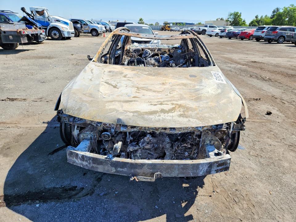 2018 Kia Optima VIN 5XXGU4L31JG229884 COPART salvage auction — BURN, CA - NON-REPAIRABLE VEHICLE CERT, sold $225 on 2026-07-17 (photo 5)