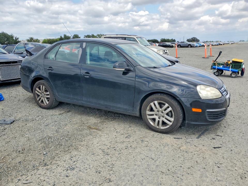 2007 Volkswagen Jetta VIN 3VWHG71K27M098640 COPART salvage auction — REAR END, Ca - Salvage Certificate, sold $350 on 2026-07-02 (photo 4)