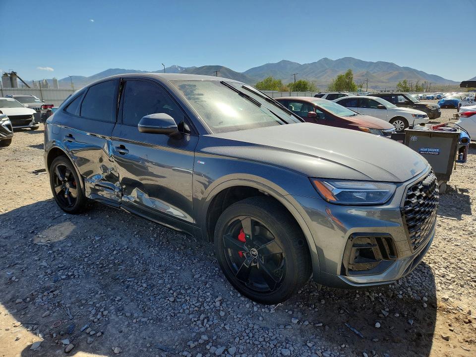 2024 Audi Q5 VIN WA15AAFY4R2053401 COPART salvage auction — SIDE, Ut - Salvage Certificate, sold $16,700 on 2026-07-07 (photo 4)