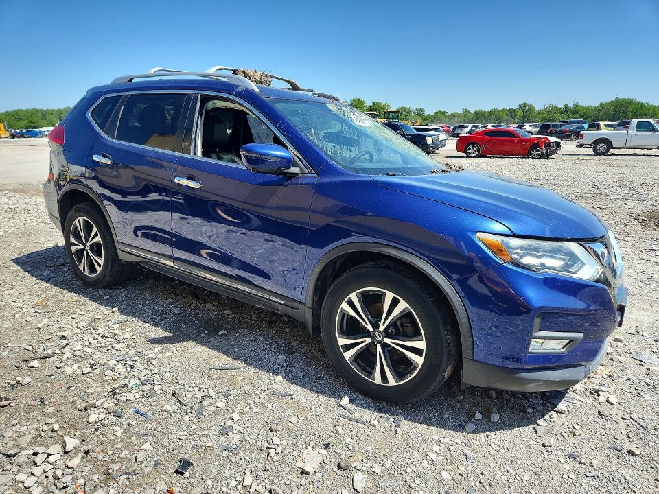 2017 Nissan Rogue sport VIN JN8AT2MV8HW017137 COPART salvage auction — ALL OVER, Il - Salvage Certificate, sold $1,100 on 2026-07-13 (photo 4)