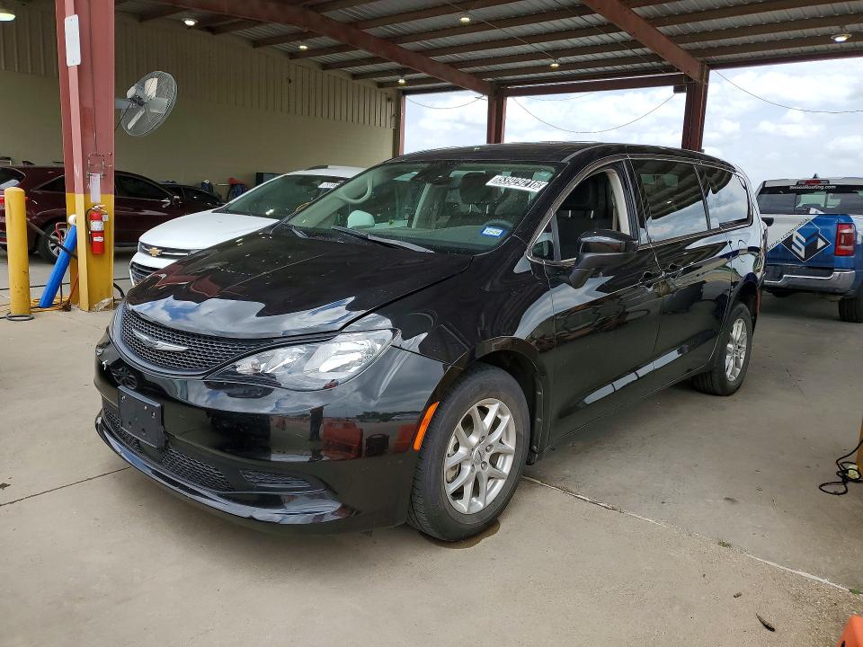 2023 Chrysler Voyager VIN 2C4RC1CG2PR511545 COPART salvage auction — MINOR DENT/SCRATCHES, Salvage Title, sold $13,700 on 2026-07-23 (photo 1)