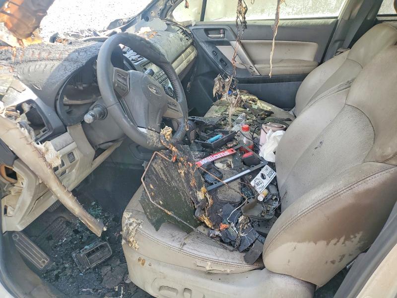 2014 Subaru Forester VIN JF2SJAHC4EH449959 COPART salvage auction — Burn Engine, Mi - Certificate Of Title, sold $200 on 2026-07-17 (photo 7)