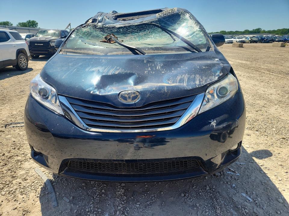 2011 Toyota Sienna VIN 5TDYK3DC9BS146271 COPART salvage auction — FRONT END, Mo - Salvage Certificate Of Title, sold $1,650 on 2026-07-07 (photo 5)