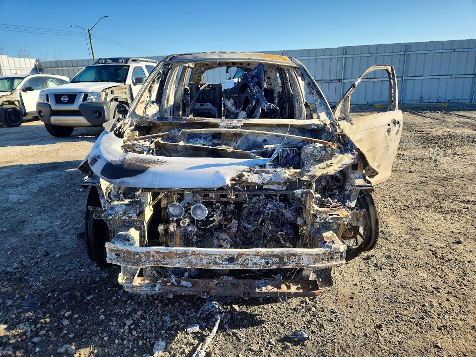 2016 Land rover Discovery sport VIN SALCR2BG1GH595003 COPART salvage auction — BURN, Ab - Bos - Nonrepairable, sold $150 on 2026-07-02 (photo 5)