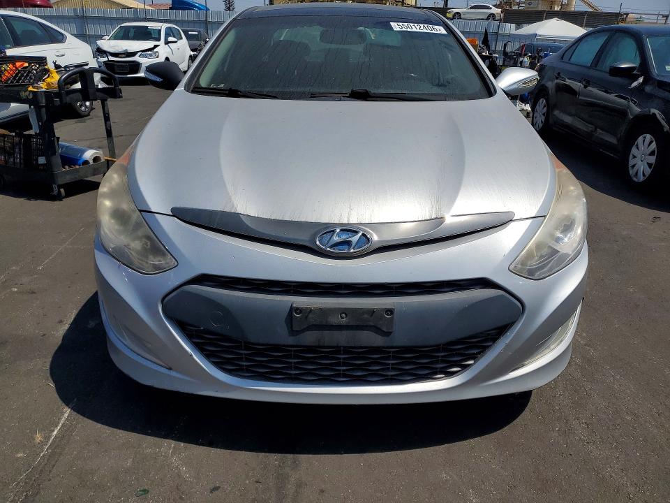 2011 Hyundai Sonata hybrid VIN KMHEC4A48BA018566 COPART salvage auction — SIDE, CA - DIS/DLR/EXP ONLY CLEAN TITLE, sold $750 on 2026-07-29 (photo 5)