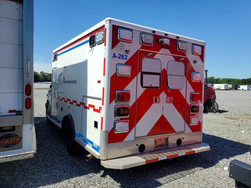 2019 Chevrolet Express g3500 VIN 1GB3GRCG6K1255632 COPART salvage auction — MECHANICAL, NC - DEALER ONLY CLEAN TITLE, sold $9,300 on 2026-07-29 (photo 2)